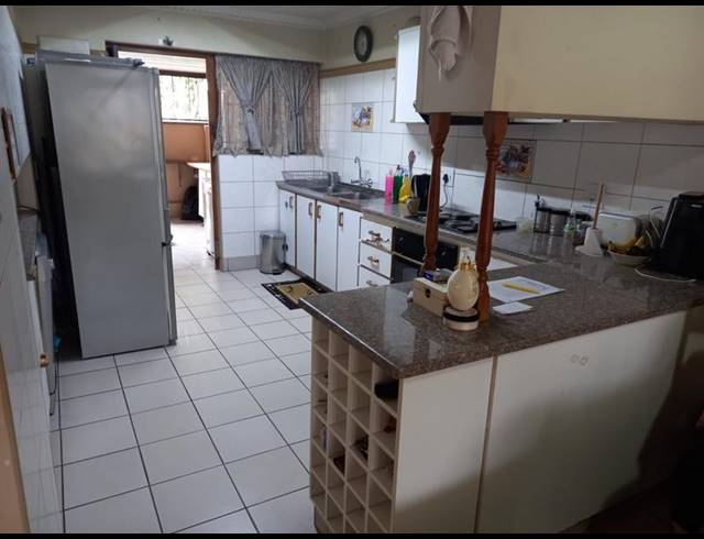 3 BEDROOM HOUSE FOR SALE IN ESCOMBE